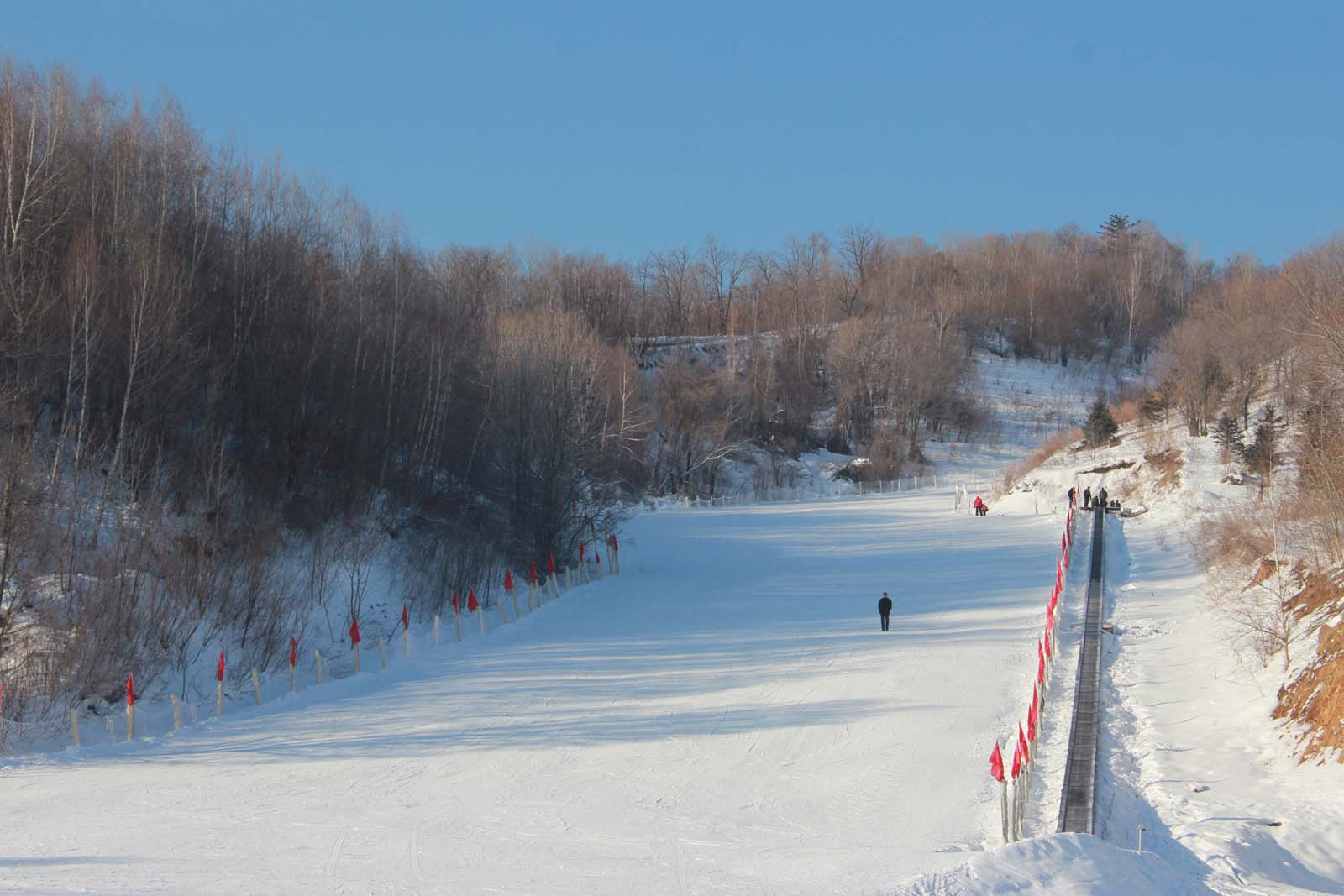2017哈尔滨亚布力滑雪场几月开放